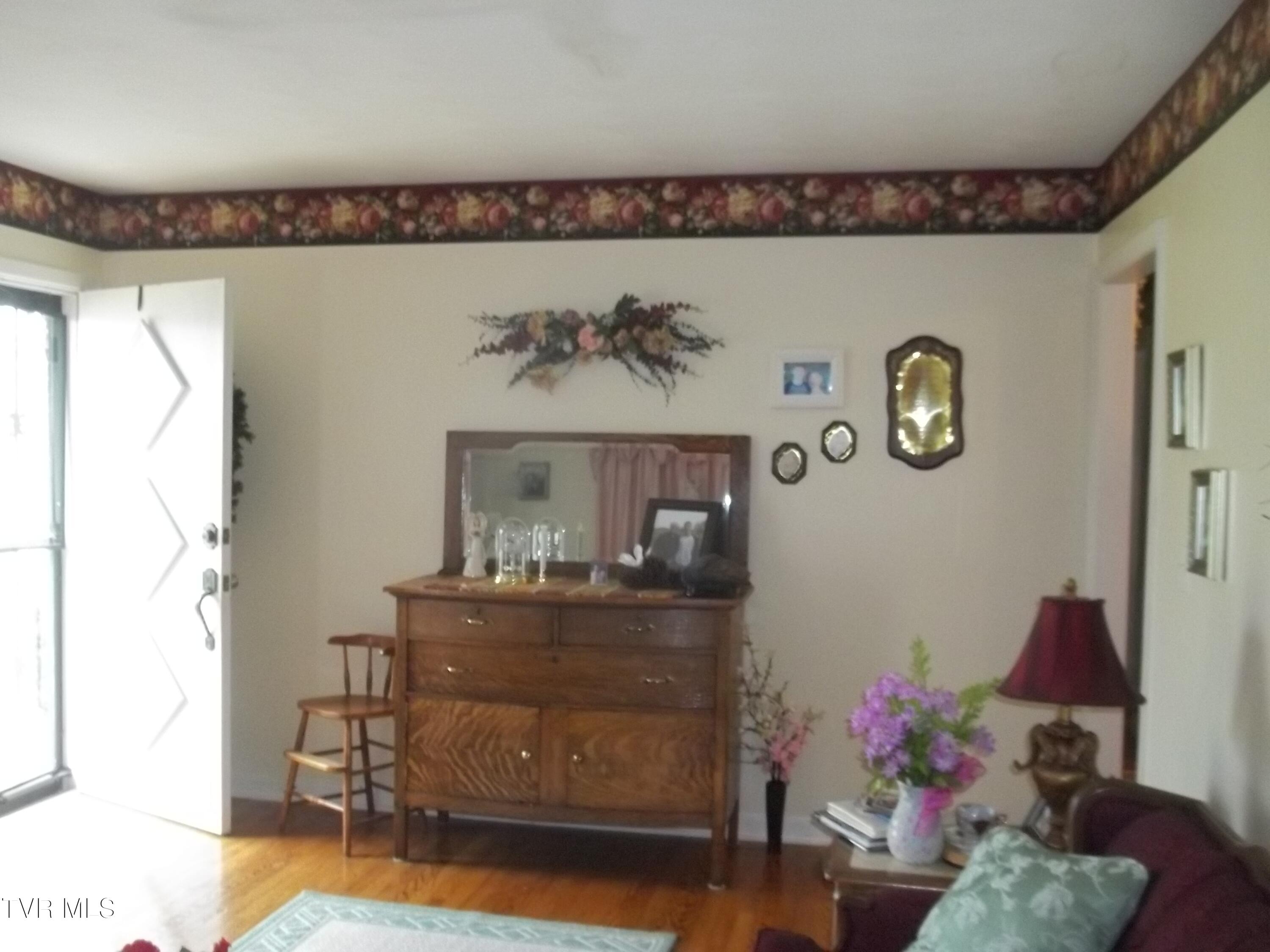 523 Old Stage Road Church Hill, TN 37642 - Photo 4 of 45 100_1437