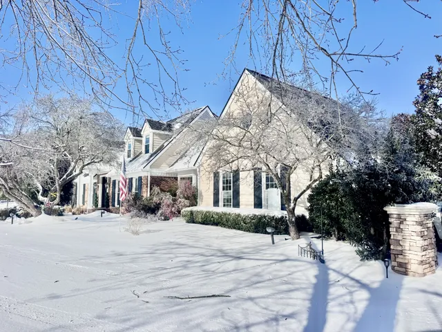 $960,000 | 643 Cornwall Road, Clarksville, TN 37043