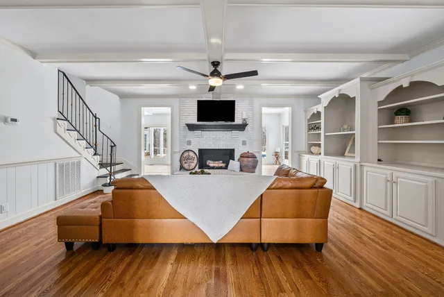 $960,000 | 643 Cornwall Road, Clarksville, TN 37043