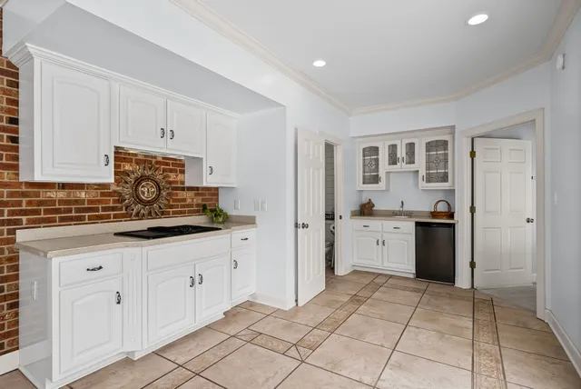 $960,000 | 643 Cornwall Road, Clarksville, TN 37043