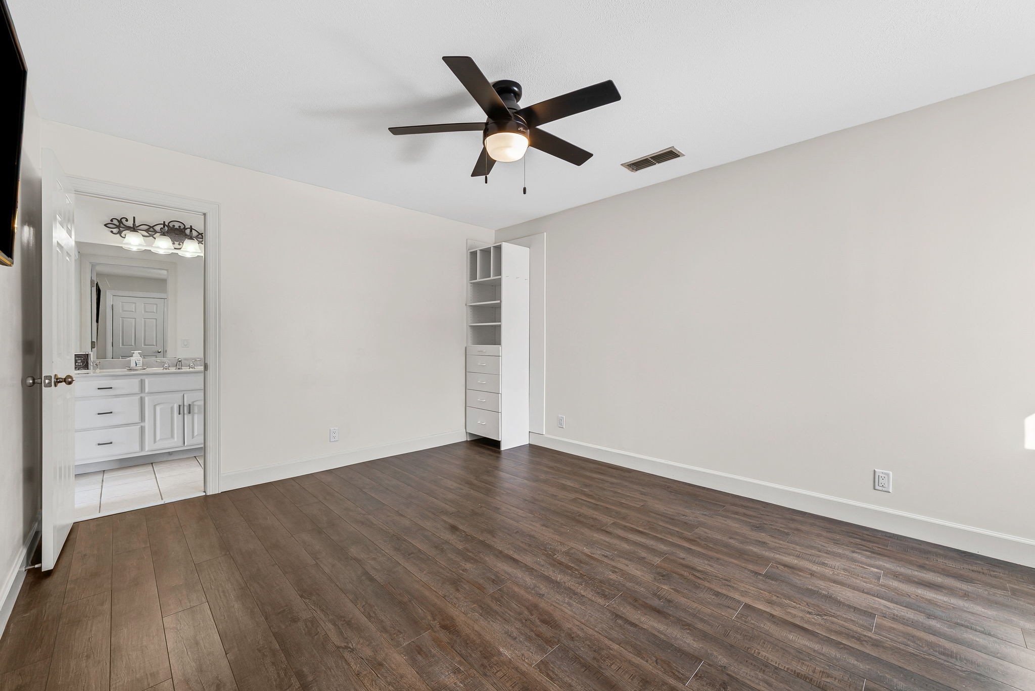 643 Cornwall Road Clarksville, TN 37043 - Photo 32 of 90