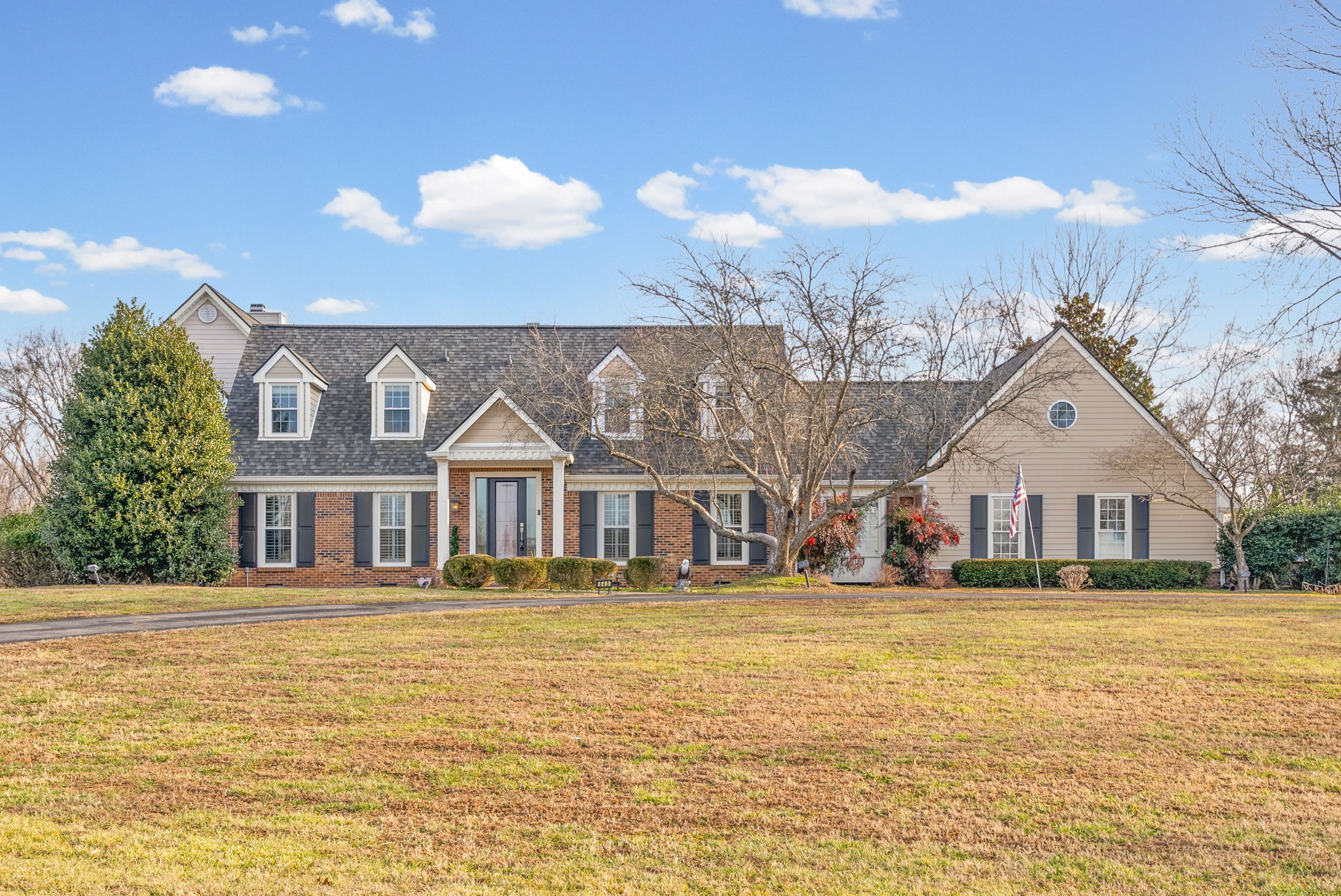 643 Cornwall Road Clarksville, TN 37043 - Photo 4 of 90