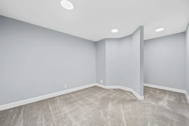 $960,000 | 643 Cornwall Road, Clarksville, TN 37043