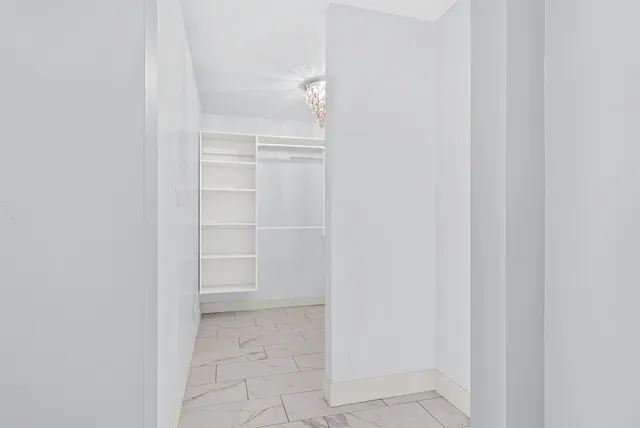 $960,000 | 643 Cornwall Road, Clarksville, TN 37043