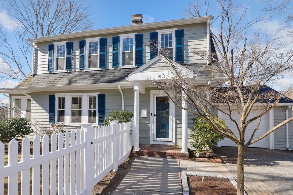 6 Maple Road Melrose, MA 02176 - Photo 2 of 39