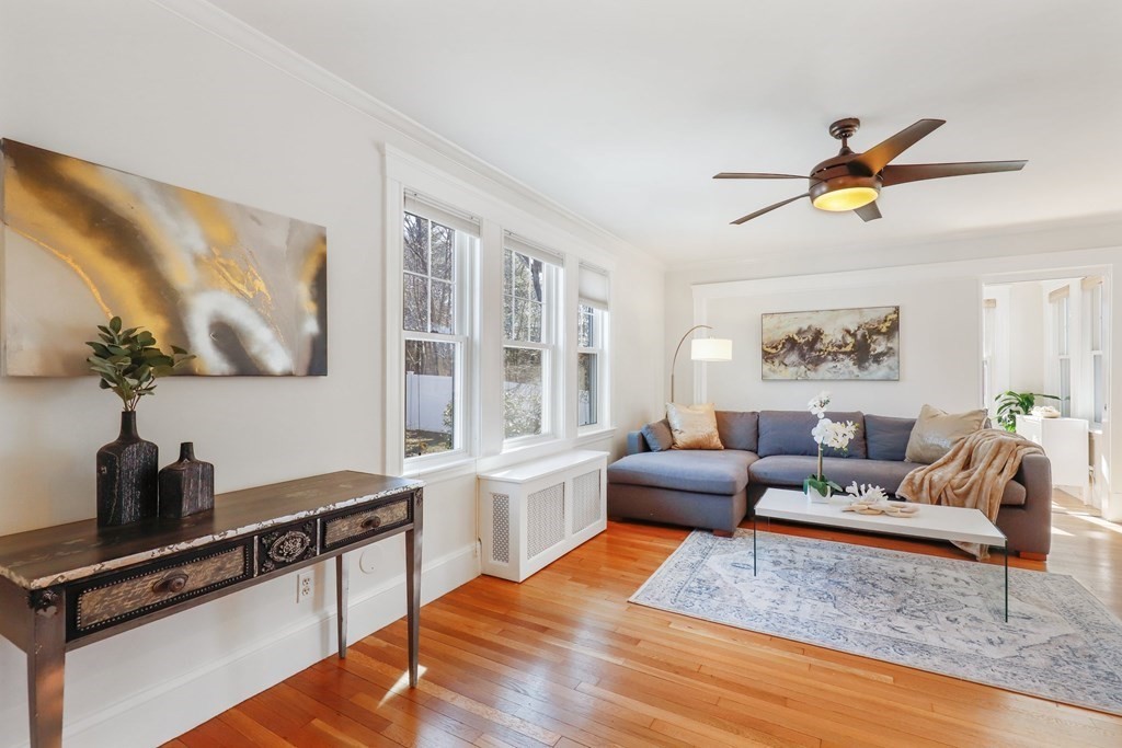 6 Maple Road Melrose, MA 02176 - Photo 6 of 39