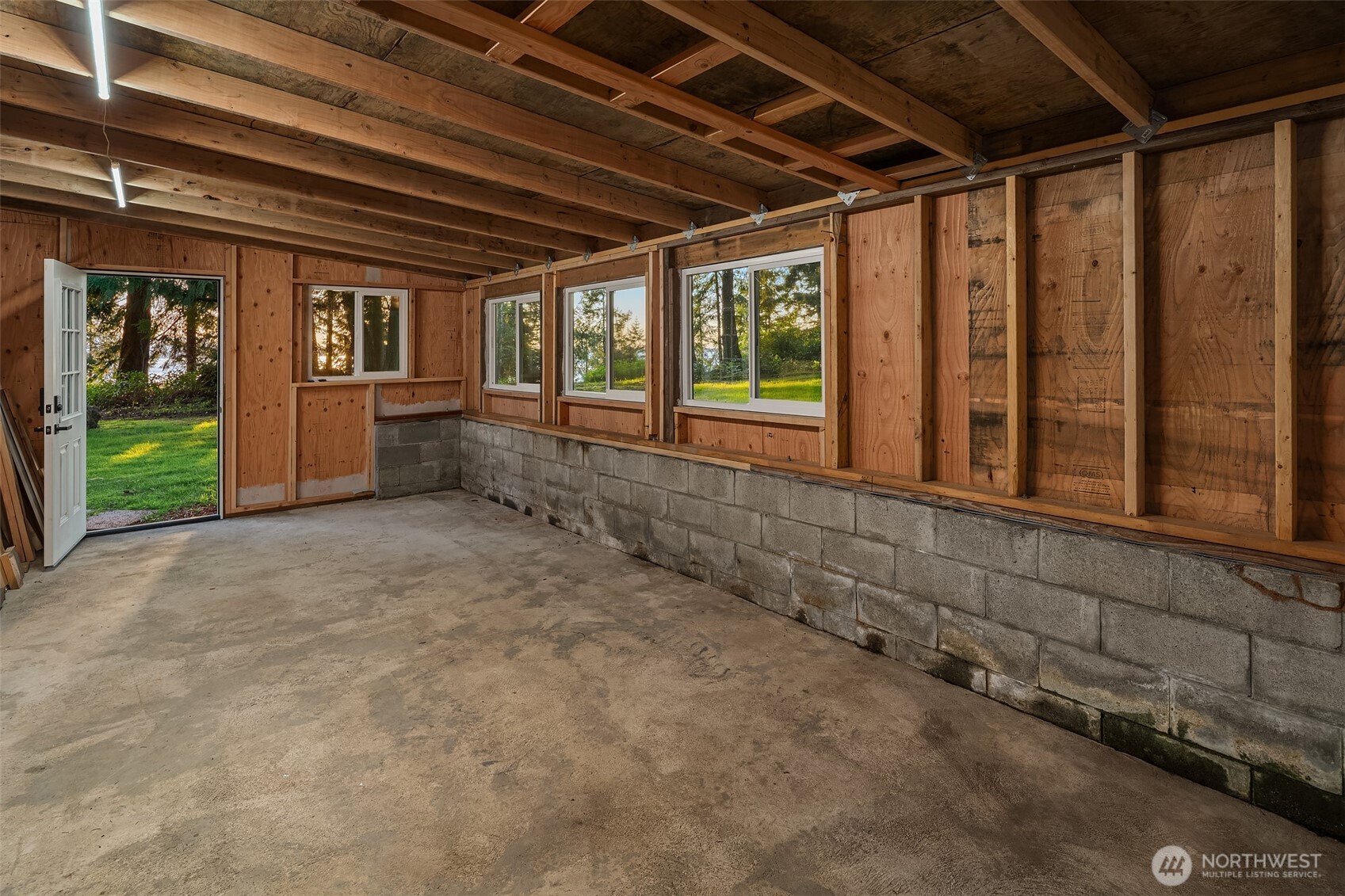 6256 South Neupert Road Freeland, WA 98249 - Photo 27 of 39