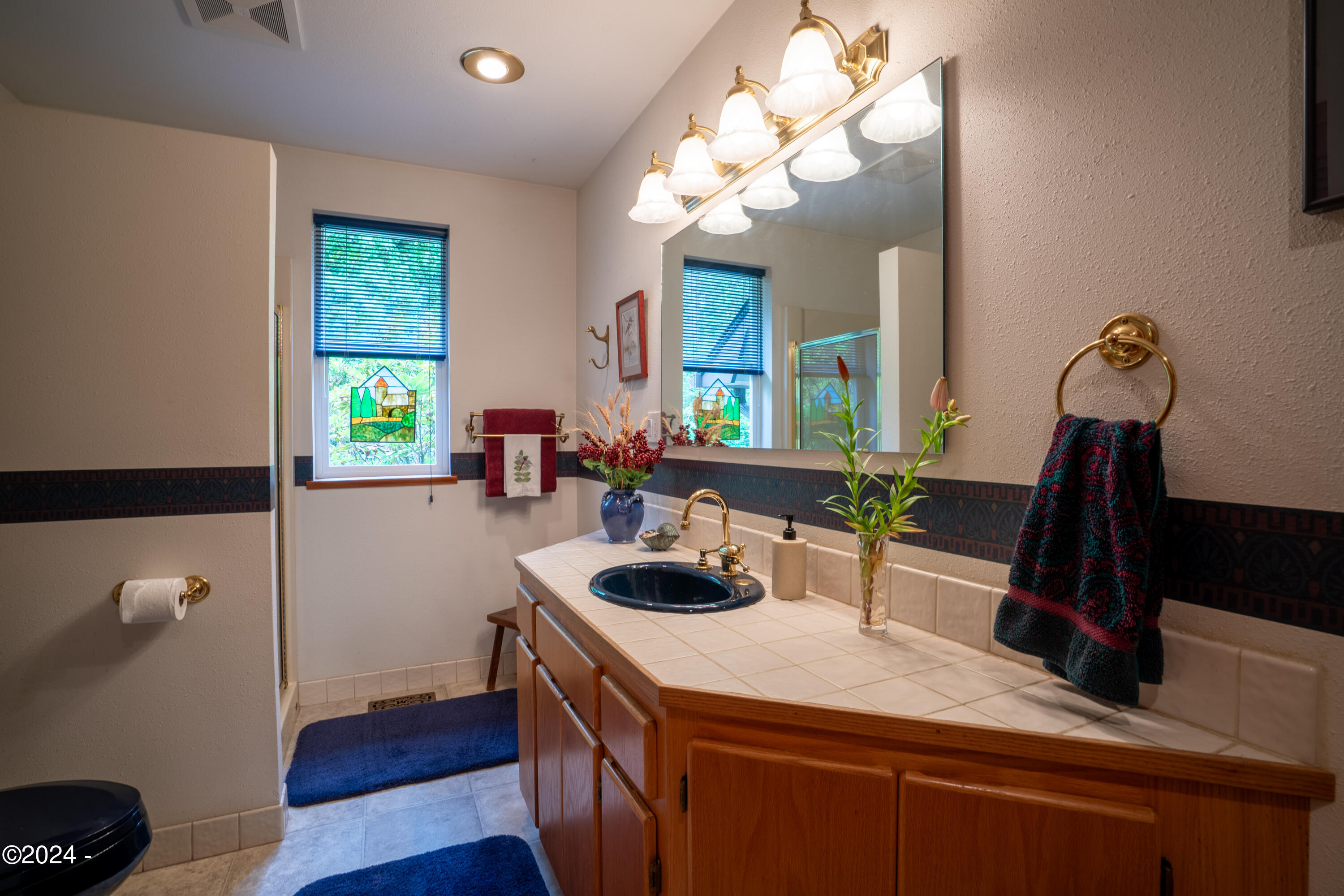 830 Northeast Sturdevant Road Toledo, OR 97391 - Photo 15 of 50 -88