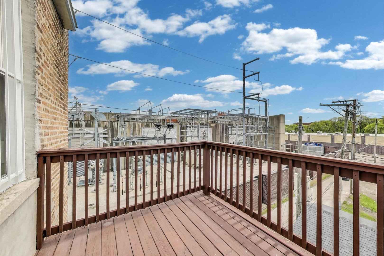 737 East 50th Street, Unit 4 Chicago, IL 60615 - Photo 31 of 33