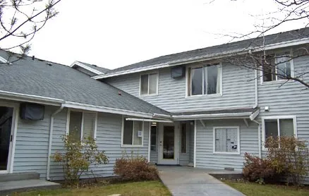 $777 | 515 South Tonasket Avenue, Tonasket, WA 98855