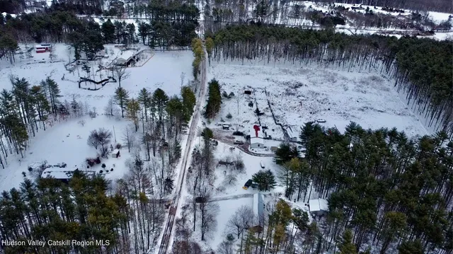 $134,900 | 95 Pine Tree Lane, Cairo, NY 12058