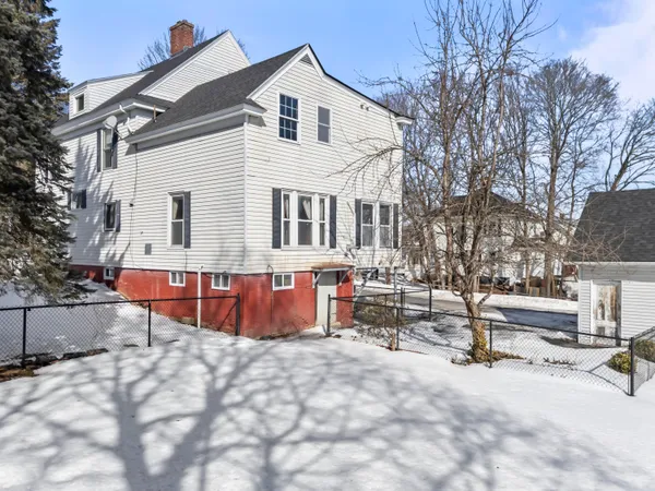 $398,000 | 8 Prospect Street, Waterville, ME 04901