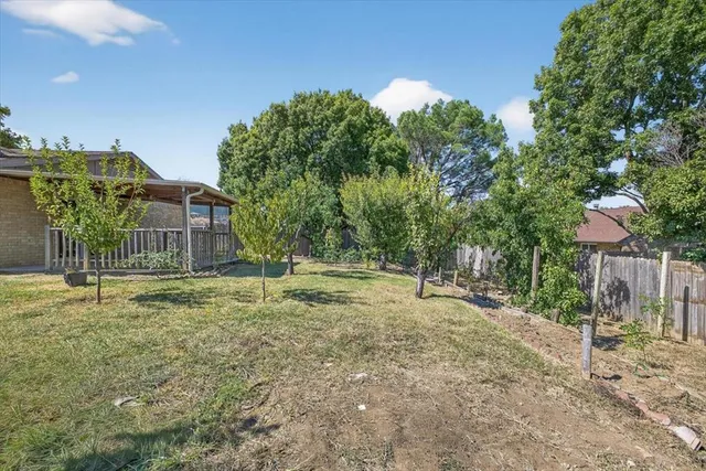 $265,000 | 2203 Newbury Drive, Arlington, TX 76014