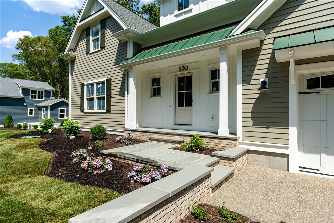 520 Greenbush Road Warwick, RI 02818 - Photo 4 of 11