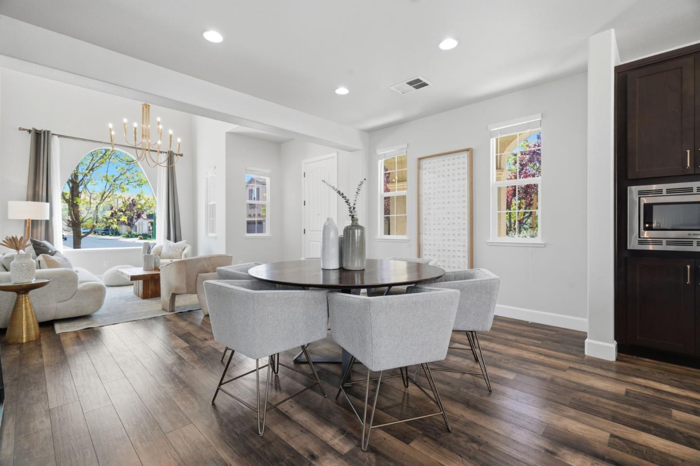320 Gerald Circle Milpitas, CA 95035 - Photo 4 of 27