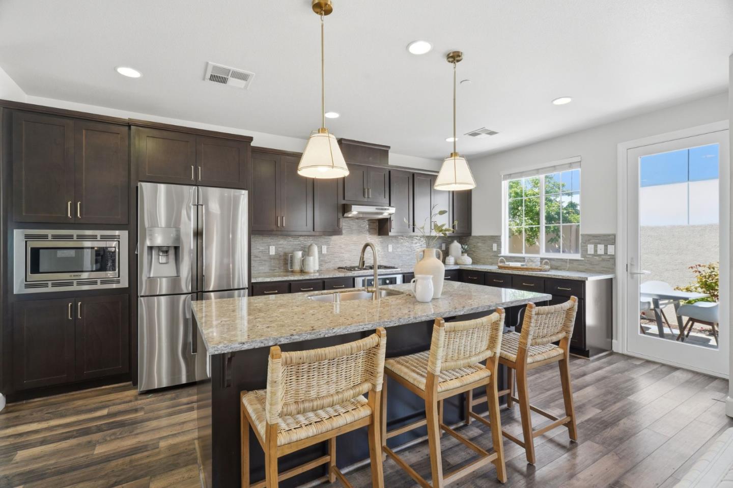 320 Gerald Circle Milpitas, CA 95035 - Photo 5 of 27