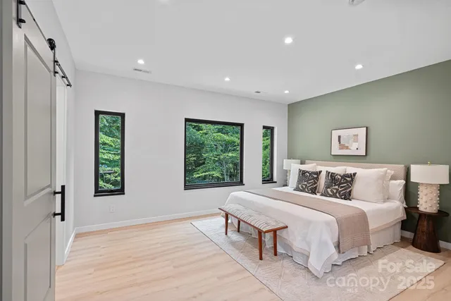 $795,000 | 801 Autumnwood Lane, Charlotte, NC 28213