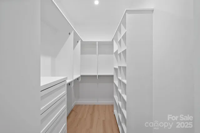 $795,000 | 801 Autumnwood Lane, Charlotte, NC 28213