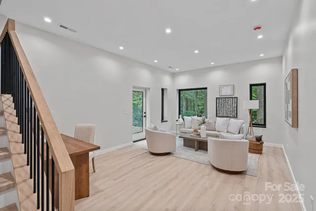 $795,000 | 801 Autumnwood Lane, Charlotte, NC 28213