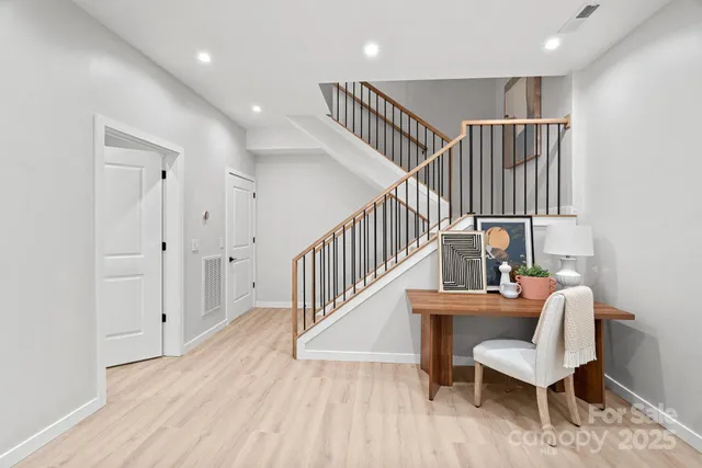 $795,000 | 801 Autumnwood Lane, Charlotte, NC 28213