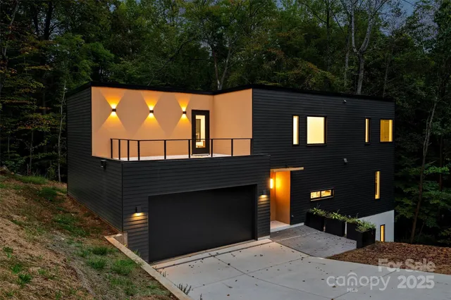 $795,000 | 801 Autumnwood Lane, Charlotte, NC 28213