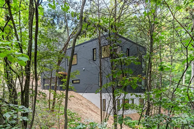 $795,000 | 801 Autumnwood Lane, Charlotte, NC 28213