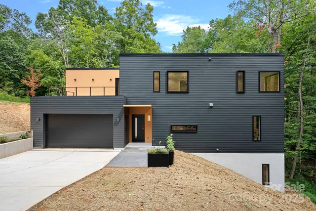 $795,000 | 801 Autumnwood Lane, Charlotte, NC 28213