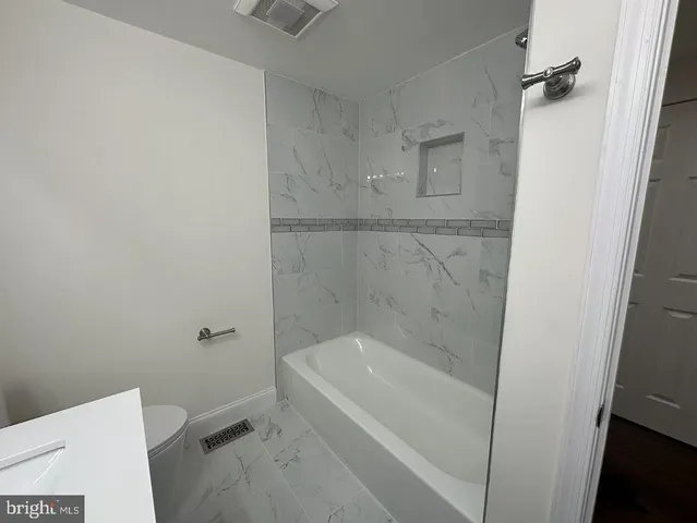 $565,000 | 11 Brucetown Court, Baltimore, MD 21228