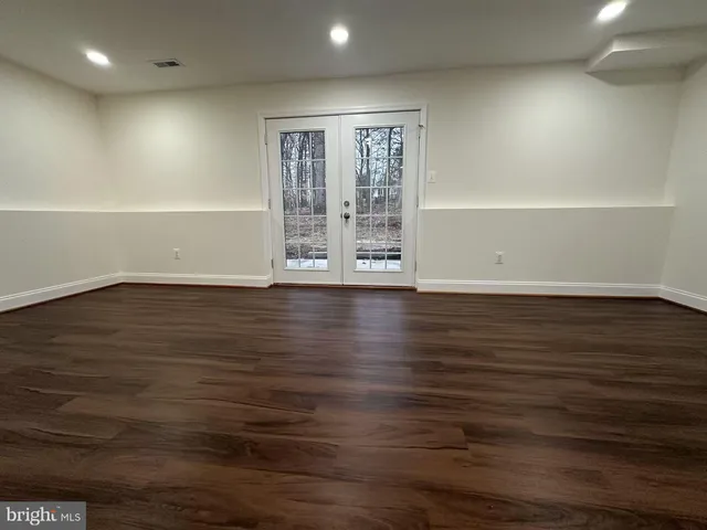 $565,000 | 11 Brucetown Court, Baltimore, MD 21228