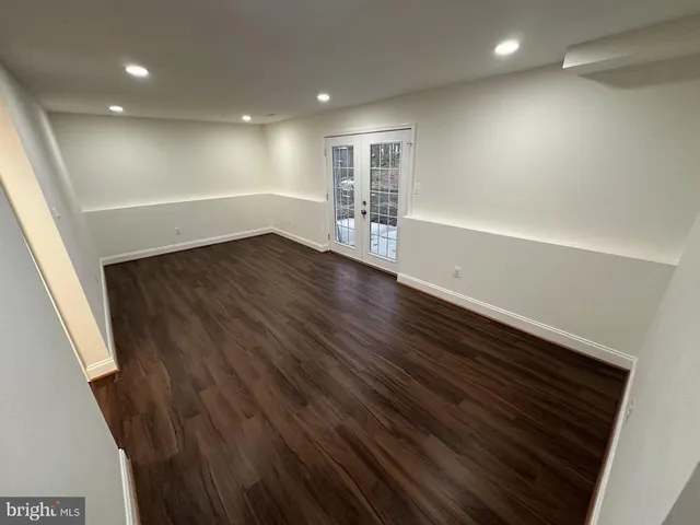 $565,000 | 11 Brucetown Court, Baltimore, MD 21228