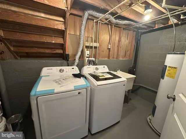 $565,000 | 11 Brucetown Court, Baltimore, MD 21228