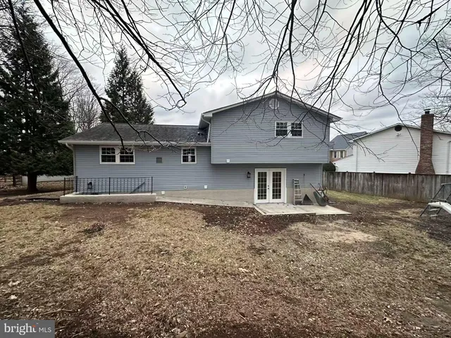 $565,000 | 11 Brucetown Court, Baltimore, MD 21228