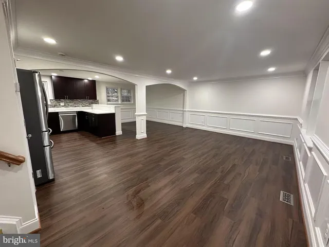 $565,000 | 11 Brucetown Court, Baltimore, MD 21228