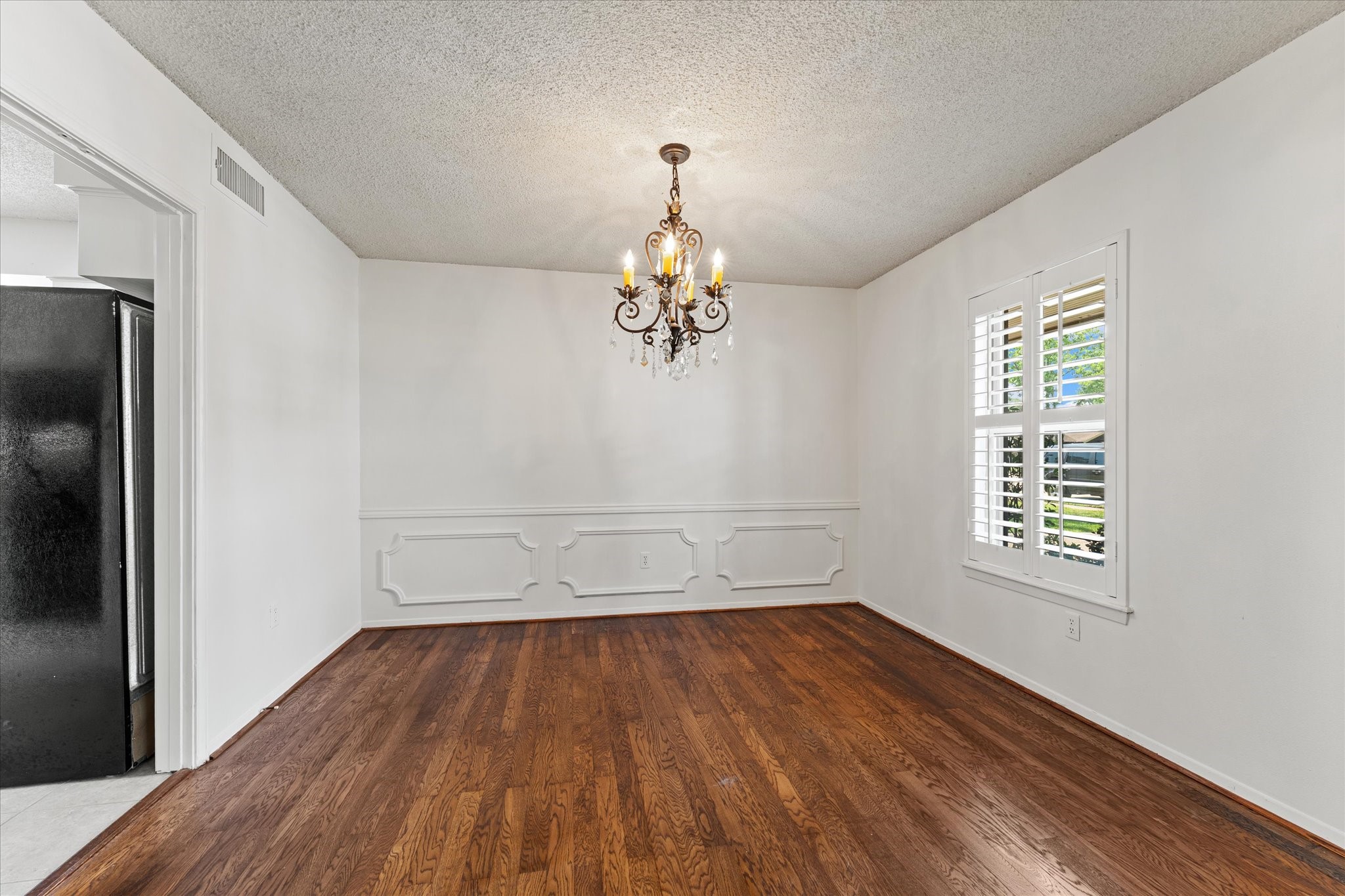 983 West Donovan Street Houston, TX 77091 - Photo 9 of 46 Dining Room