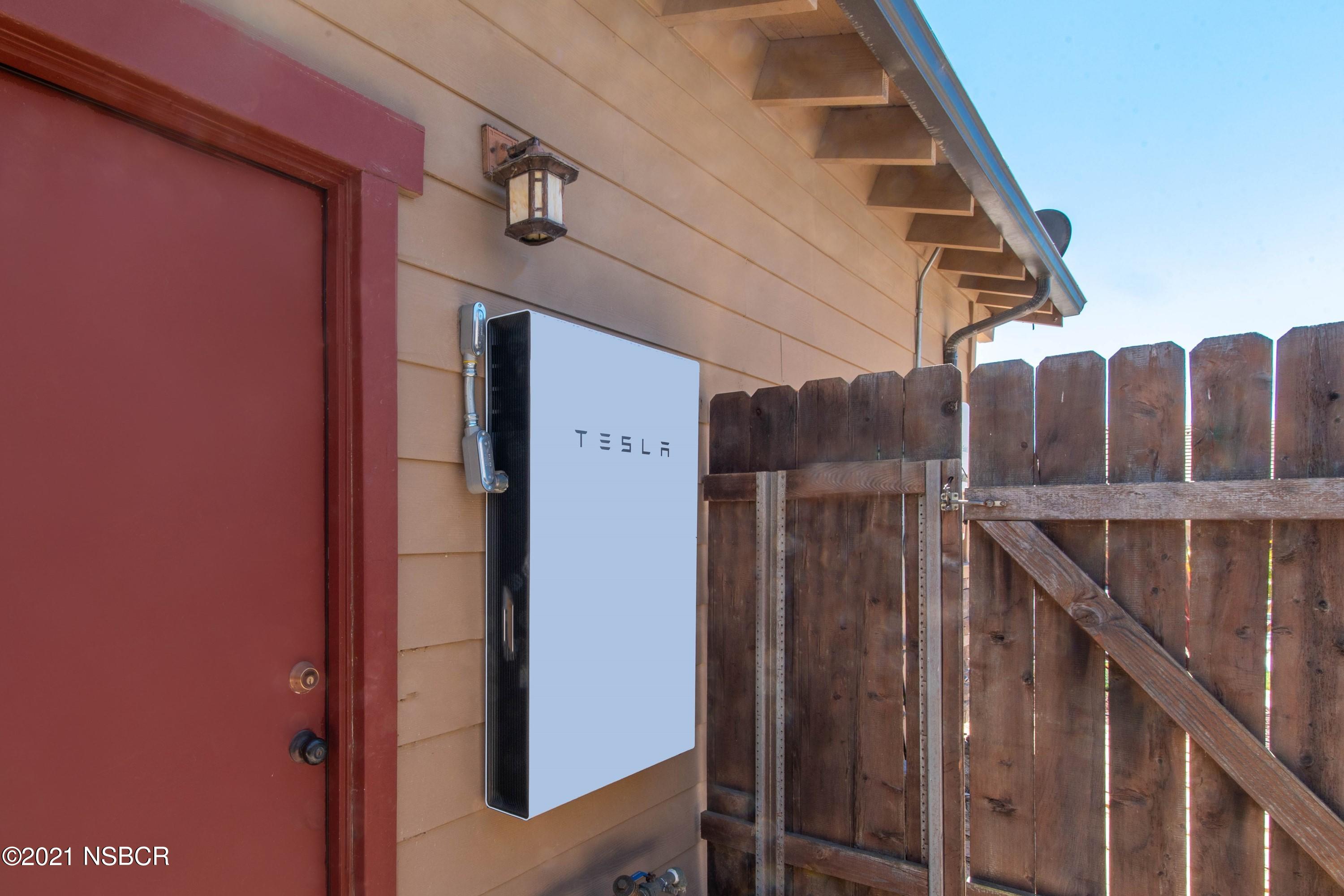 3709 Jupiter Avenue Lompoc, CA 93436 - Photo 23 of 26 a view of balcony