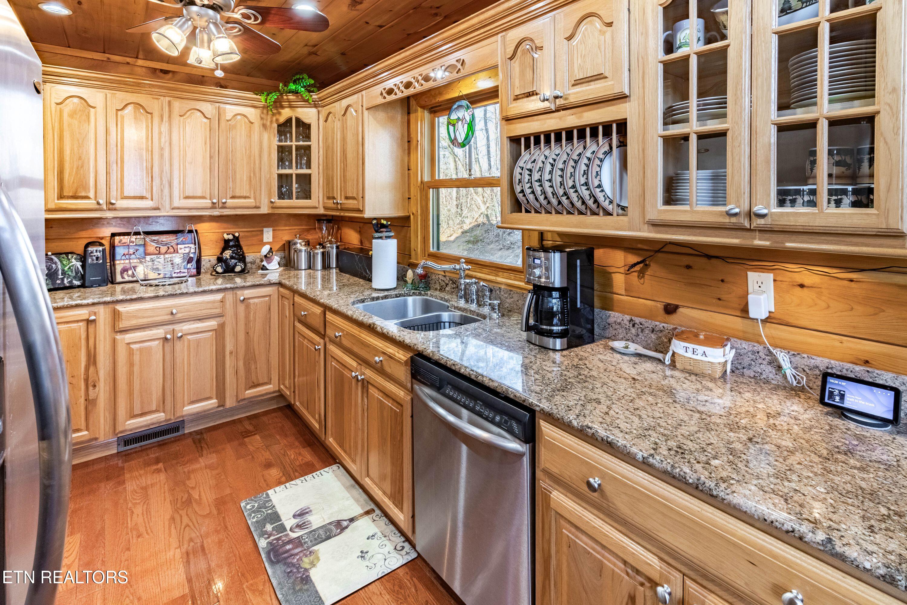 3341 Sugar Maple Loop Road Sevierville, TN 37862 - Photo 24 of 60 IMG_2057-HDR
