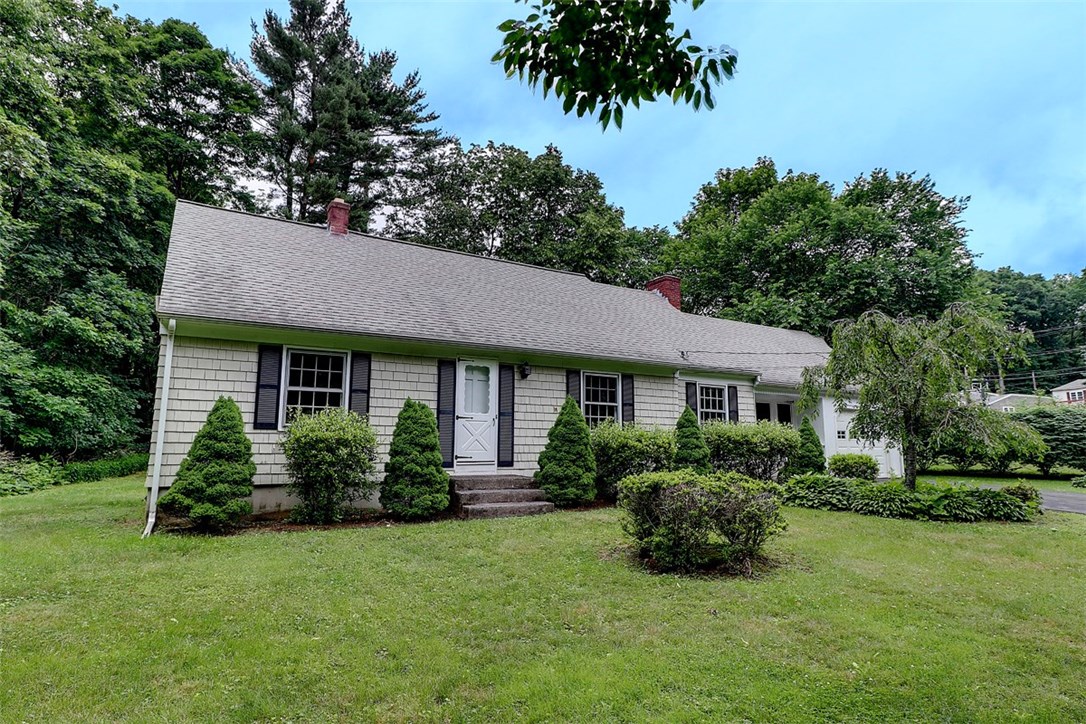 6 Grove Road Cumberland, RI 02864 - Photo 2 of 27