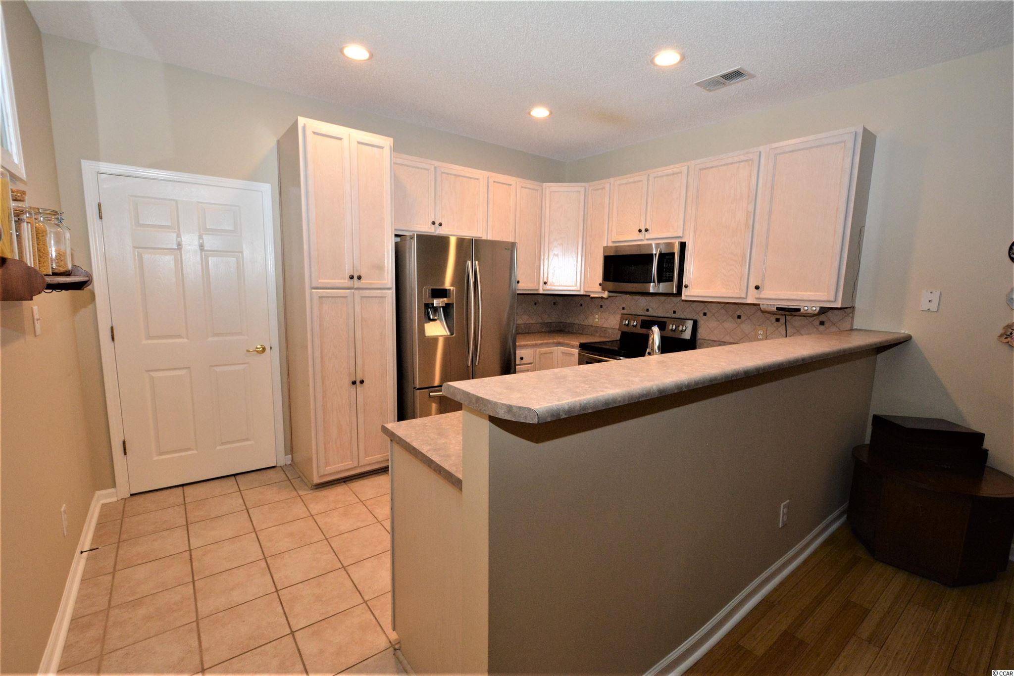 431 Warrington Way, Unit 404 Murrells Inlet, SC 29576 - Photo 6 of 27 Gallery Image 6