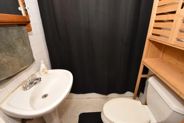 $199,900 | 5518 40th Avenue, Kenosha, WI 53144