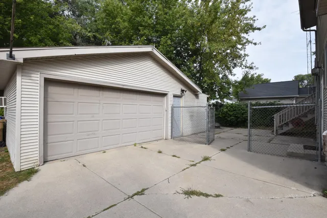 $199,900 | 5518 40th Avenue, Kenosha, WI 53144