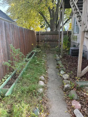 $199,900 | 5518 40th Avenue, Kenosha, WI 53144