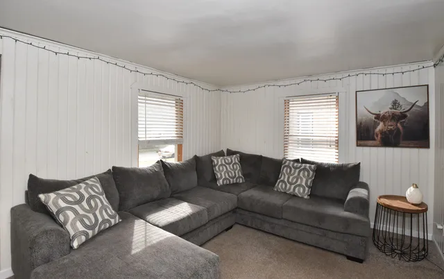 $199,900 | 5518 40th Avenue, Kenosha, WI 53144