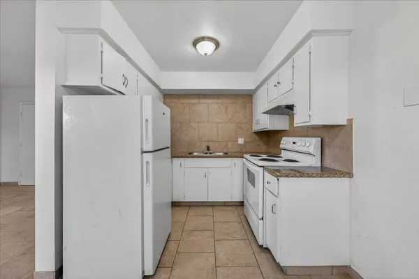 $2,299,999 | 1348 East San Bruno Avenue, Fresno, CA 93710