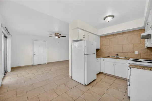 $2,299,999 | 1348 East San Bruno Avenue, Fresno, CA 93710