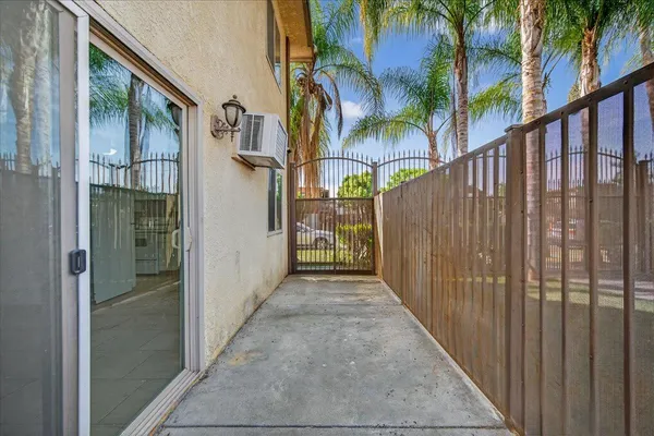 $2,299,999 | 1348 East San Bruno Avenue, Fresno, CA 93710