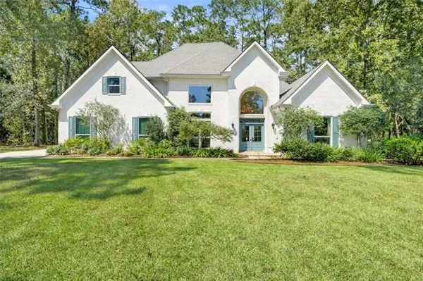 $3,000 | 8063 Winners Circle, Mandeville, LA 70448