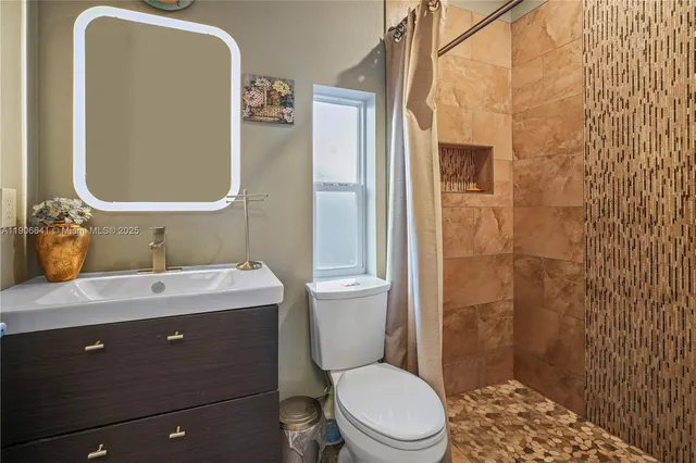 $255,900 | 3713 Wild Violet Avenue, Sebring, FL 33870