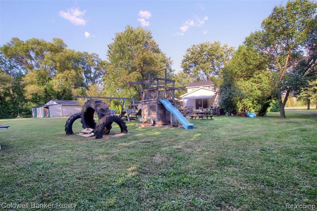 13646 Hoeft Road Belleville, MI 48111 - Photo 32 of 34