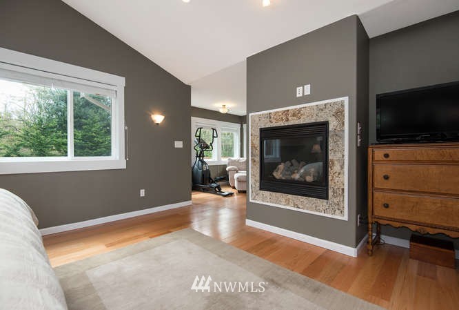 23820 Carter Road Bothell, WA 98021 - Photo 15 of 25