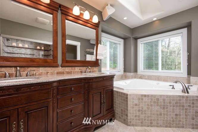 23820 Carter Road Bothell, WA 98021 - Photo 16 of 25